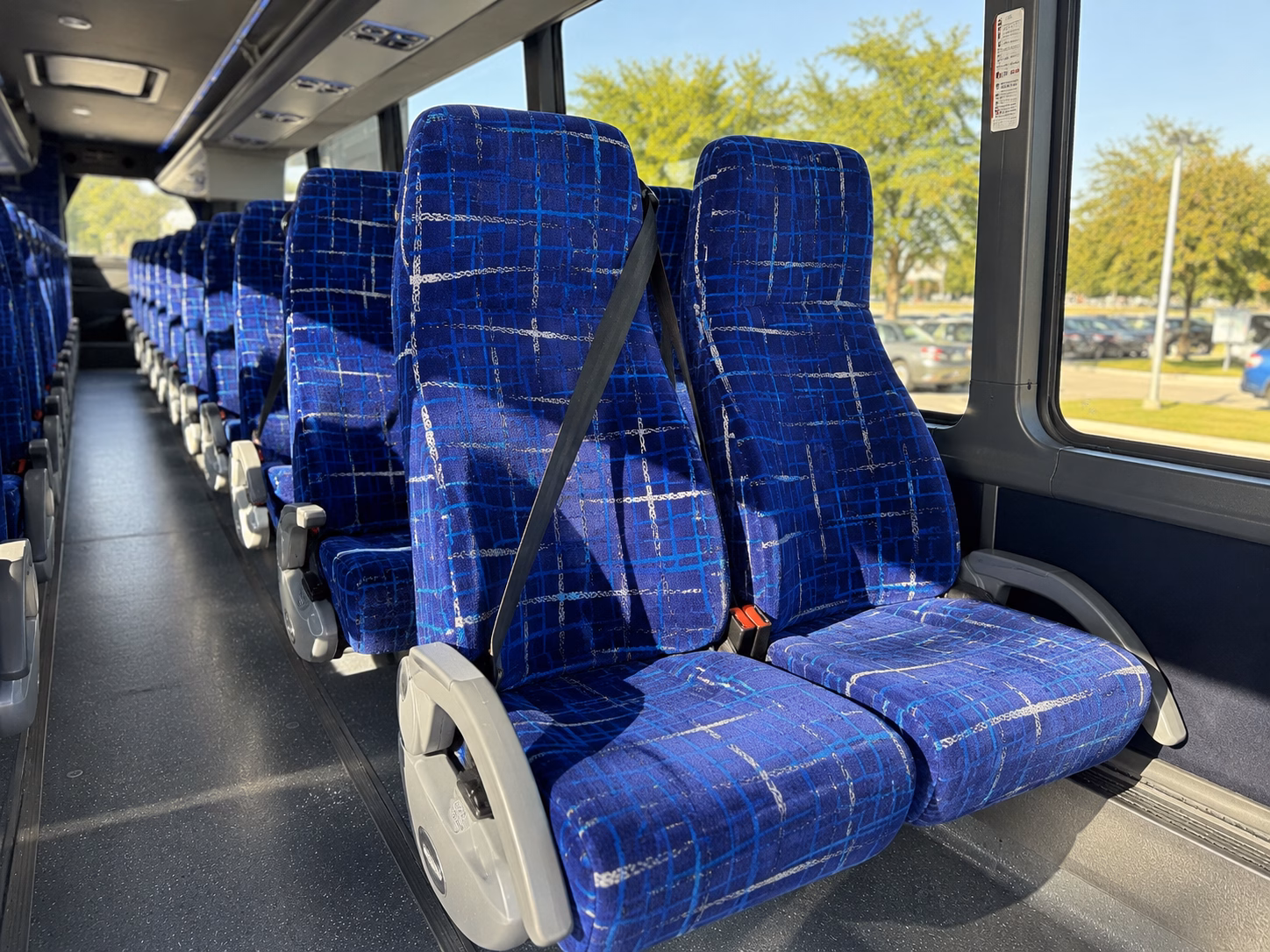 how the type of bus you choose changes the price in savannah georgia