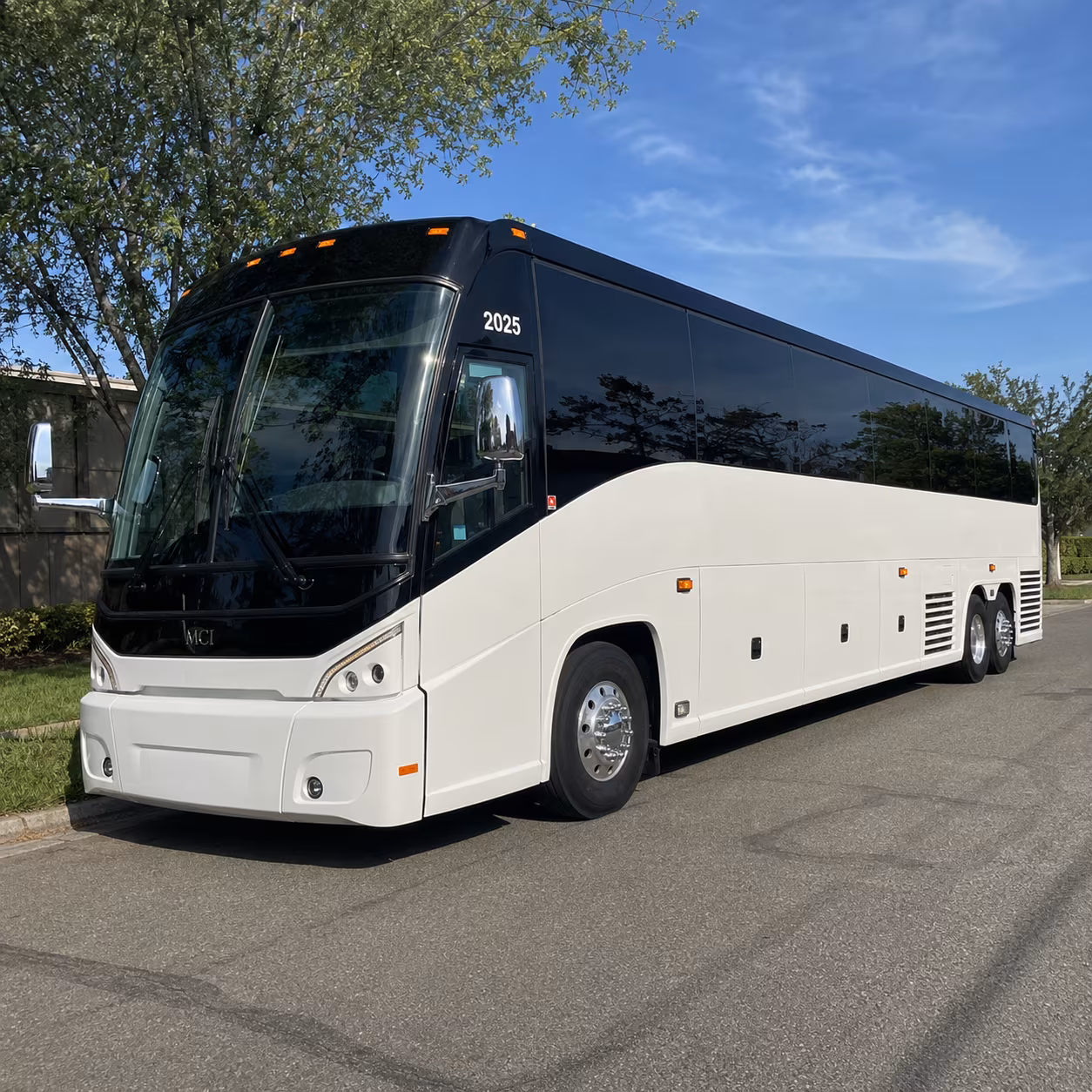shuttle your conference group between downtown hotels and the savannah convention center